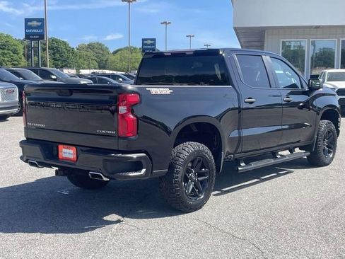 Used 2021 Chevrolet Silverado 1500 Custom Trail Boss w/ LPO, Dark Essentials Package image 3