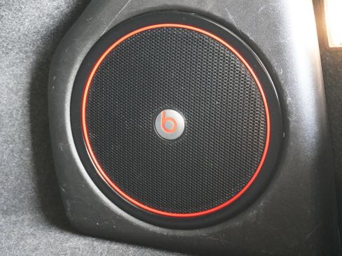 Used 2018 Chrysler 300 S w/ 300S Premium Group image 28