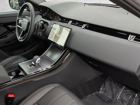 Certified 2026 Land Rover Range Rover Evoque Dynamic SE image 23