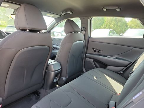 New 2026 Hyundai Elantra Sport FWD image 14