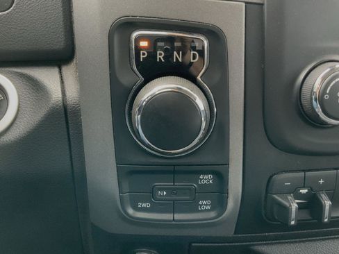 Used 2017 RAM 1500 Express AWD/4WD image 18