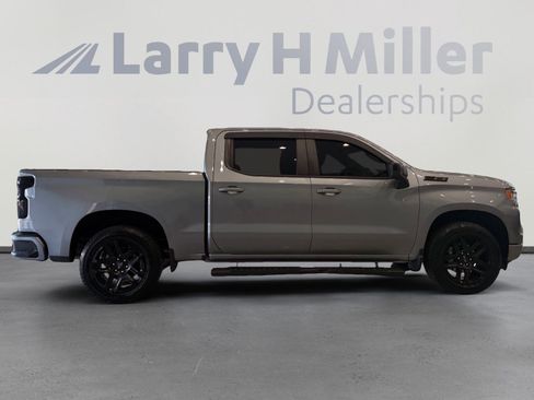 Used 2023 Chevrolet Silverado 1500 RST AWD/4WD image 6