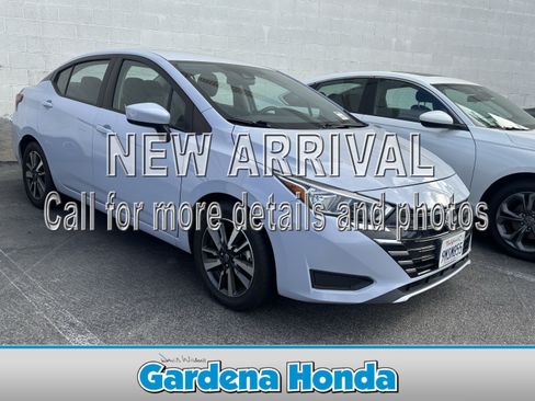 Used 2024 Nissan Versa SV FWD image 1
