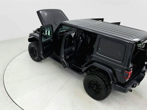 Used 2021 Jeep Wrangler Unlimited Sahara AWD/4WD image 22