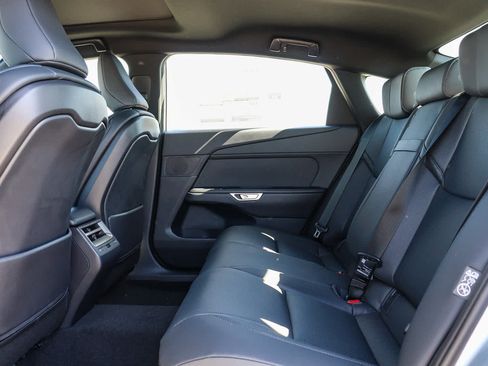 New 2026 Lexus ES 350e FWD image 19