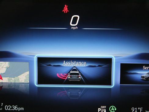 Used 2025 Mercedes-Benz GLE 350 4MATIC image 29