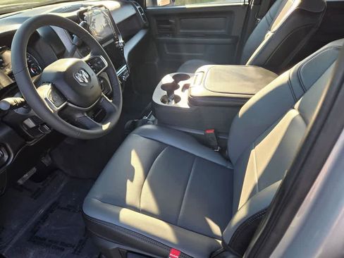 New 2026 RAM 2500 Tradesman AWD/4WD image 15