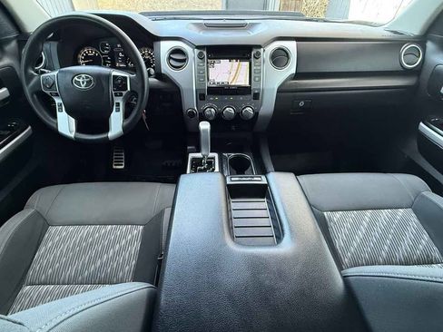 Used 2018 Toyota Tundra SR5 image 27