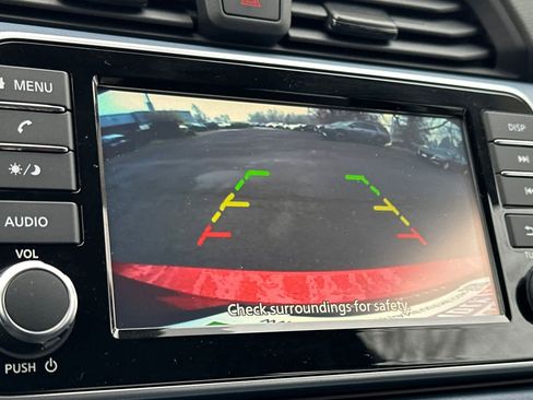 New 2025 Nissan Versa SV image 18