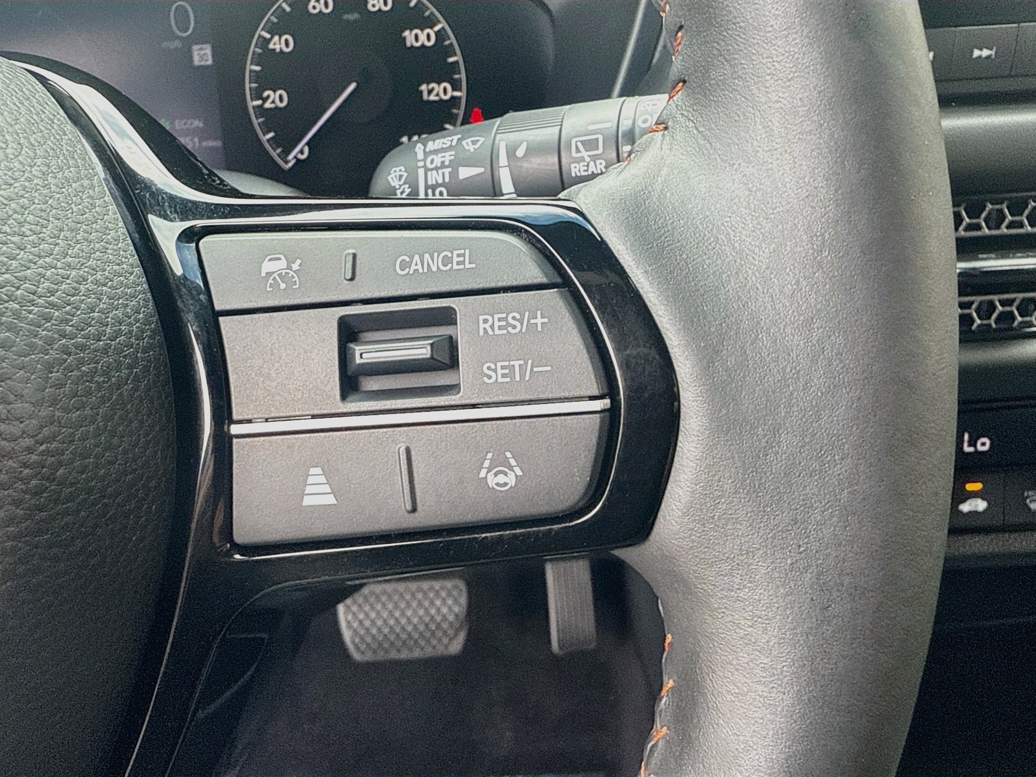 Used 2024 Honda HR-V Sport image 36