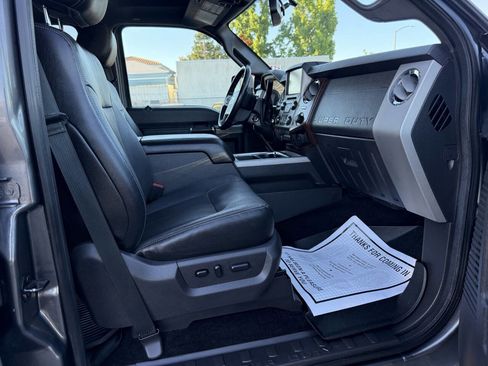 Used 2015 Ford F250 Lariat w/ Lariat Ultimate Package AWD/4WD image 13