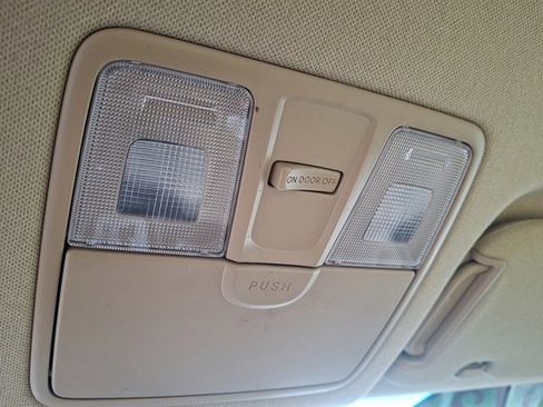 Used 2012 Hyundai Elantra GLS w/ Preferred Pkg 3 image 23