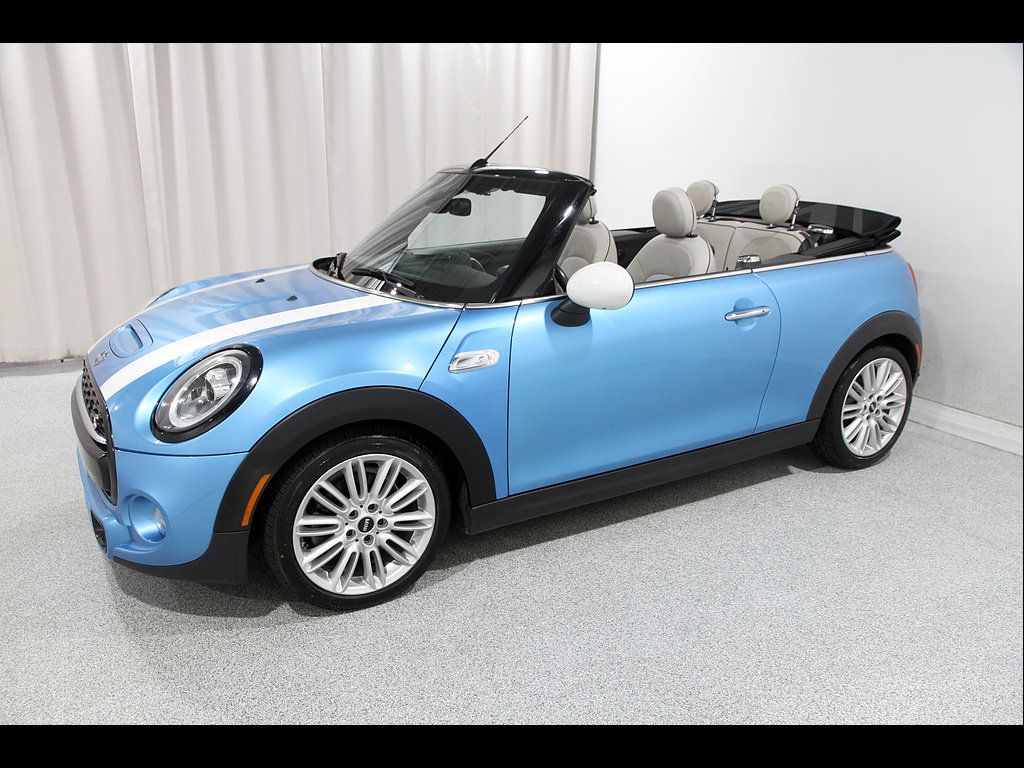 Used 2019 MINI Cooper S w/ Premium Package FWD image 4