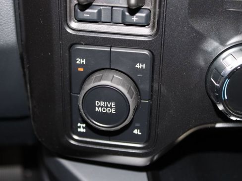 New 2026 Ford F250 Lariat w/ Black Appearance Package image 47