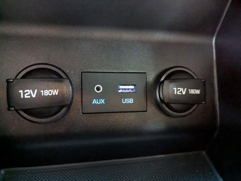 Used 2019 Hyundai Elantra SE image 21