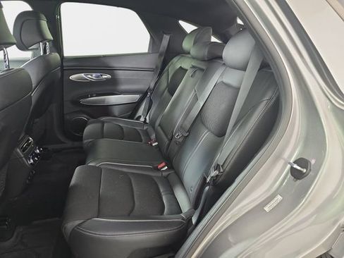 Used 2023 Genesis GV70 2.5T w/ Sport Prestige Package AWD/4WD image 17