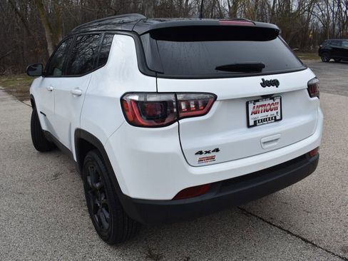 Used 2023 Jeep Compass Altitude w/ Sun and Sound Group image 5