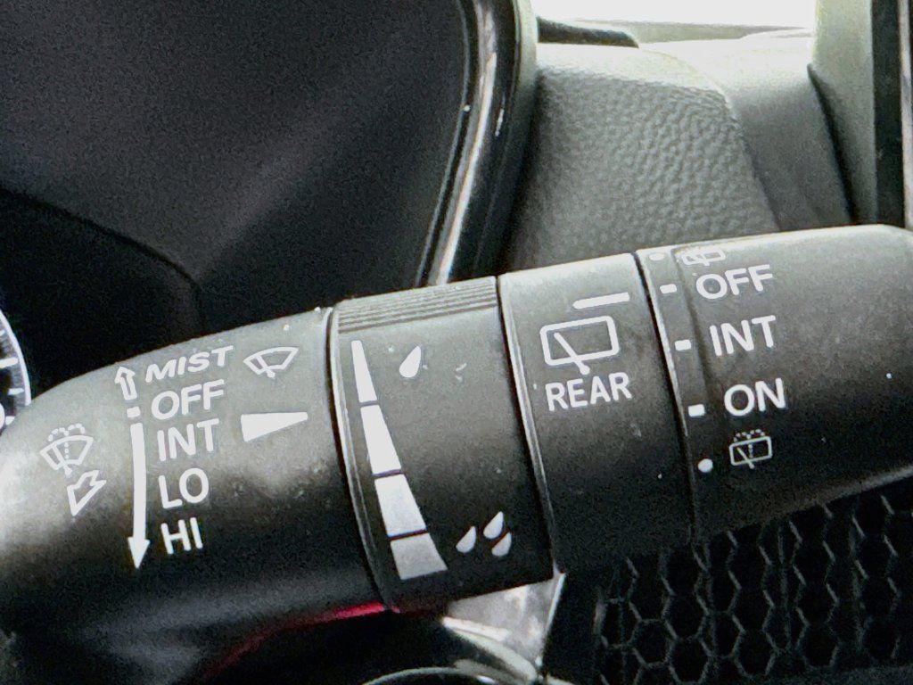 Used 2024 Honda CR-V EX-L image 16