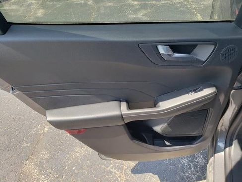 Used 2021 Ford Escape SEL w/ Technology Package image 13