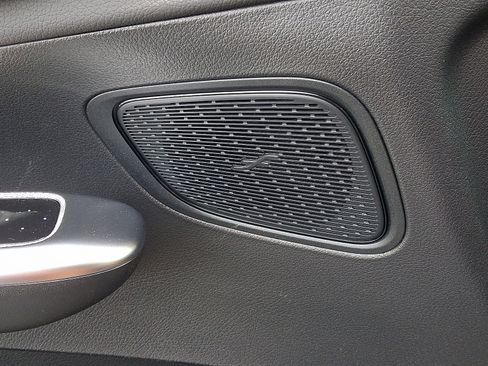 Certified 2025 Mercedes-Benz GLC 300 4MATIC image 22