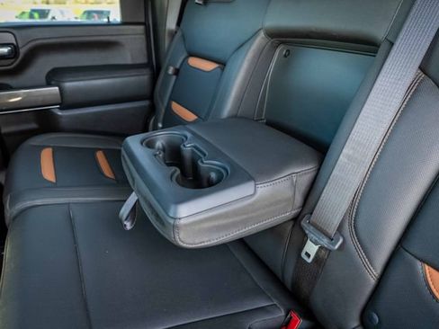 Used 2023 GMC Sierra 2500 AT4 w/ AT4 Premium Plus Package AWD/4WD image 10