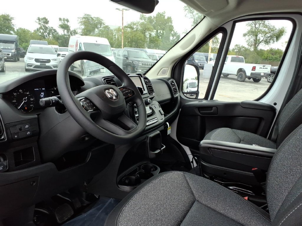 New 2027 RAM ProMaster 1500 w/ Convenience Group FWD image 7