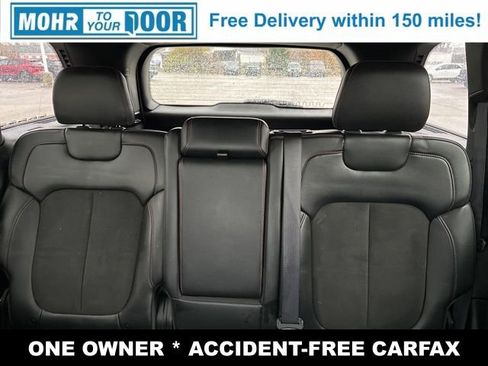 Used 2022 Jeep Grand Cherokee Trailhawk w/ Luxury Tech Group III image 26