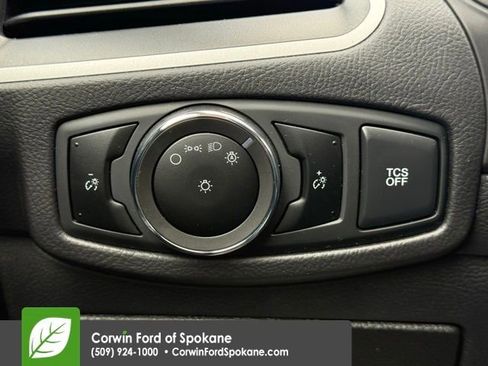 Used 2024 Ford Edge SE w/ Black Appearance Package AWD/4WD image 27