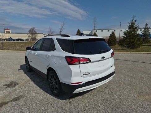 Used 2024 Chevrolet Equinox RS w/ RS Leather Package image 7