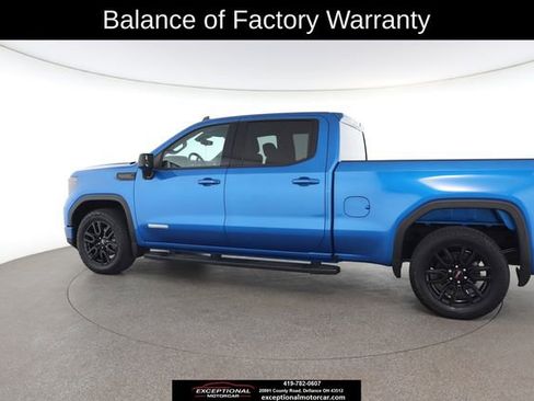 Used 2023 GMC Sierra 1500 Elevation w/ LPO, Elevation Black Package AWD/4WD image 9