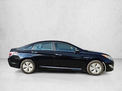 Used 2014 Hyundai Sonata Hybrid image 4