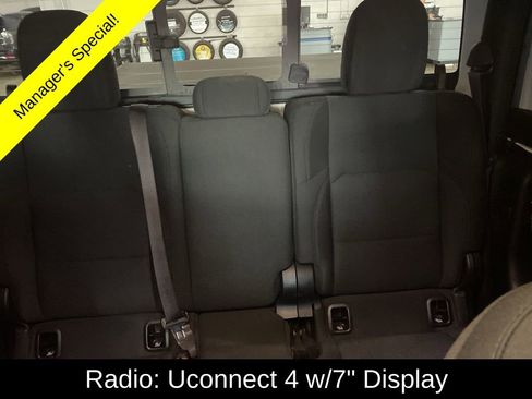 Used 2021 Jeep Gladiator Willys image 14