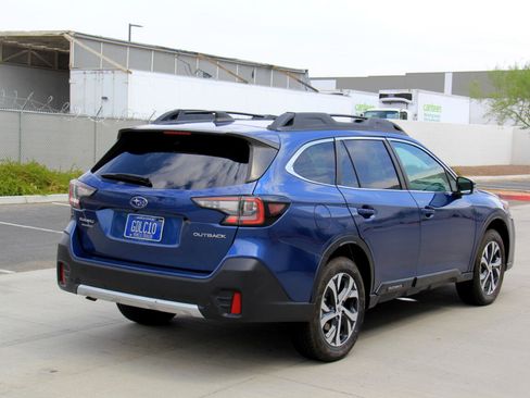 Used 2022 Subaru Outback Limited image 5