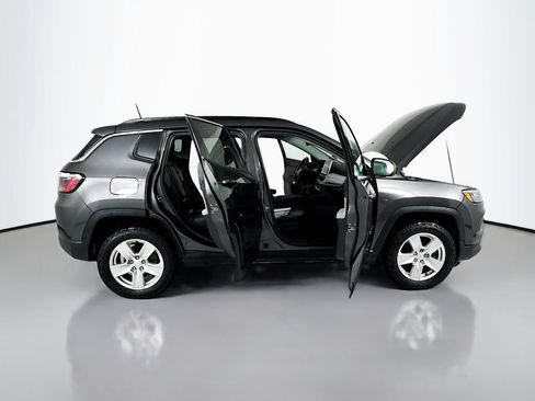 Used 2022 Jeep Compass Latitude w/ Convenience Group AWD/4WD image 19