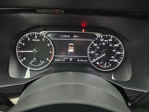 Used 2023 Nissan Pathfinder SV w/ Black Appearance Package image 29