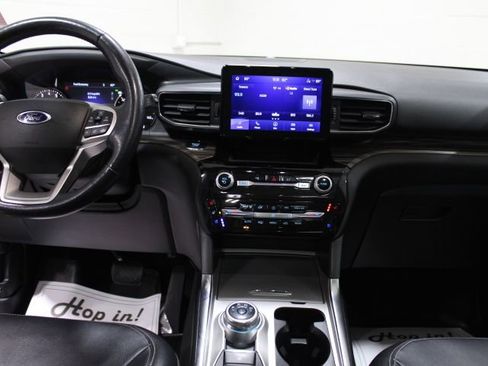 Used 2023 Ford Explorer Limited w/ Equipment Group 301A image 32