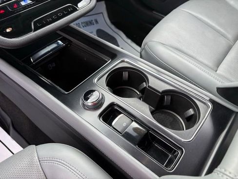 Used 2022 Lincoln Corsair Reserve w/ Equipment Group 201A image 23