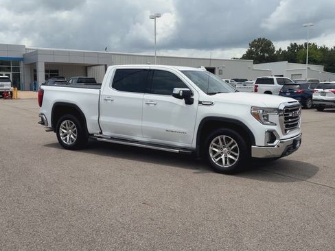 Used 2019 GMC Sierra 1500 SLT RWD image 2