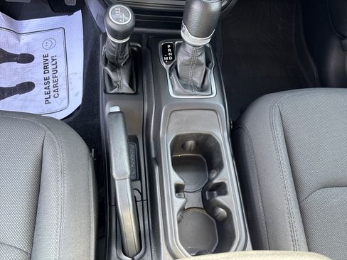 Used 2023 Jeep Gladiator Willys image 30
