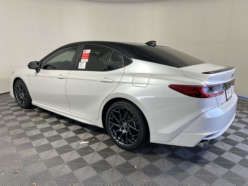 Used 2025 Toyota Camry XSE image 6