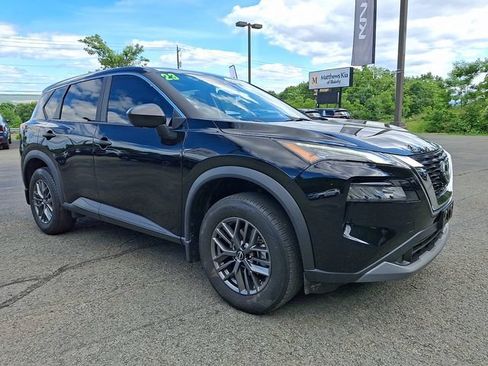 Used 2023 Nissan Rogue S AWD/4WD image 7