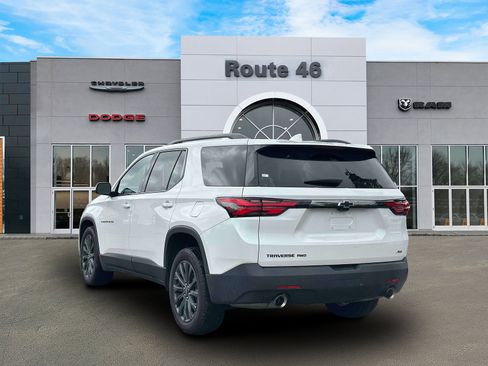 Used 2023 Chevrolet Traverse RS AWD/4WD image 4