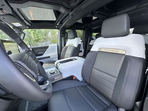 New 2025 GMC Hummer EV 2X w/ LPO, Sport Package AWD/4WD image 14