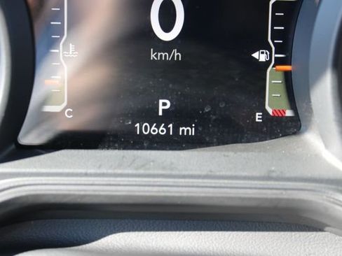 Used 2024 Jeep Wrangler Sport S image 18