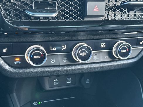 Certified 2025 Acura ADX image 19