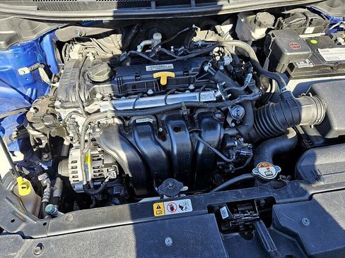 Used 2018 Kia Forte LX w/ LX Popular Package image 16