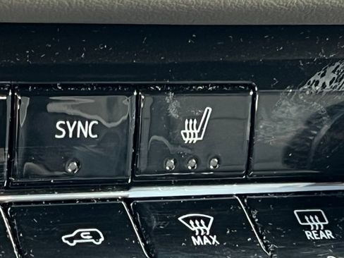 Used 2026 Chevrolet Equinox LT w/ Convenience Package II AWD/4WD image 15