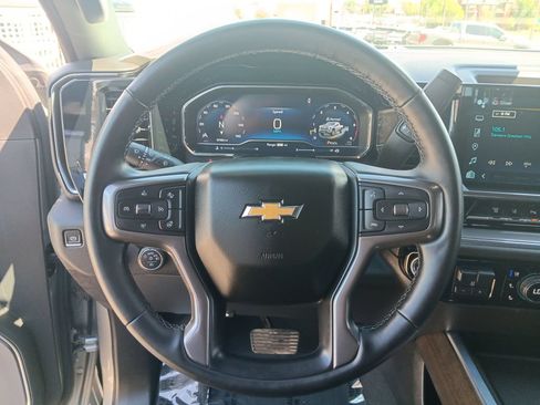 Used 2024 Chevrolet Silverado 2500 High Country w/ High Country Premium Package AWD/4WD image 13