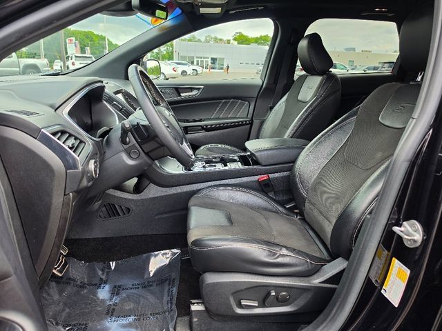 Used 2020 Ford Edge ST w/ Equipment Group 401A AWD/4WD image 21