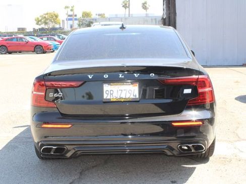 Used 2021 Volvo S60 T8 R-Design w/ Climate Package AWD/4WD image 4
